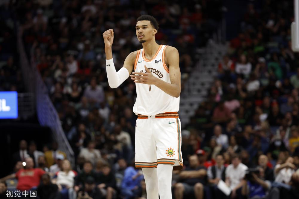 正是年轻球 正是年轻球