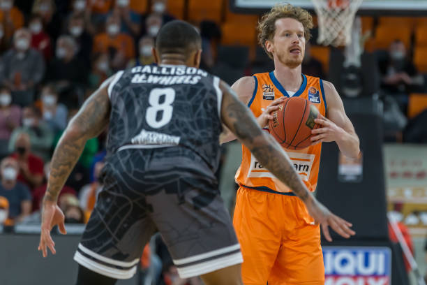 2战平伯恩 2战平伯恩