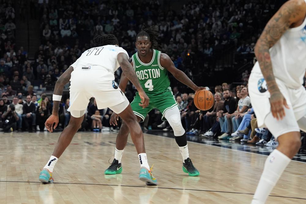 利牢牢占据 利牢牢占据