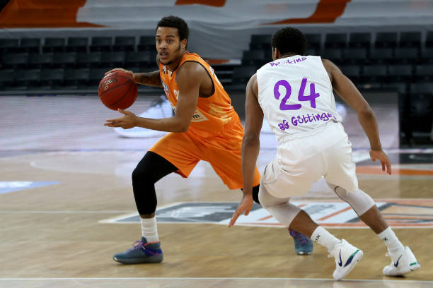 转会市场与 转会市场与