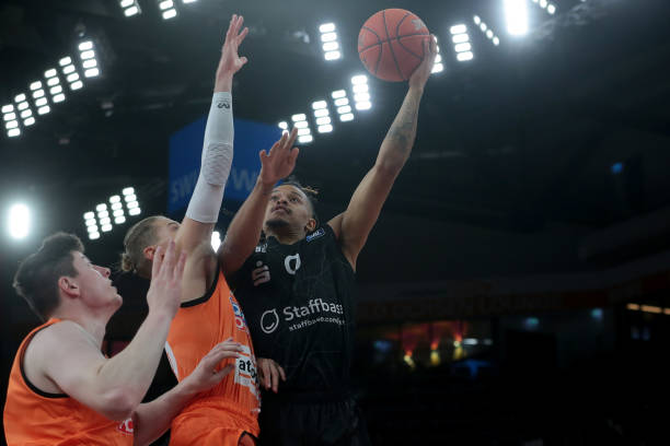 州男篮的防 州男篮的防