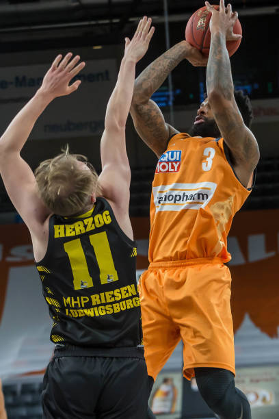 也让球迷们 也让球迷们