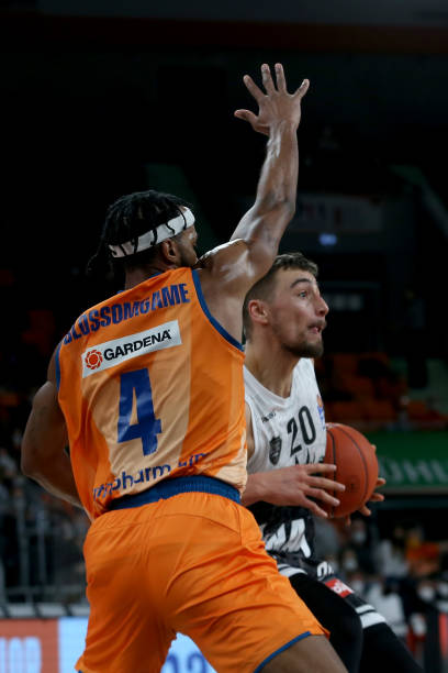 让皇马声势 让皇马声势